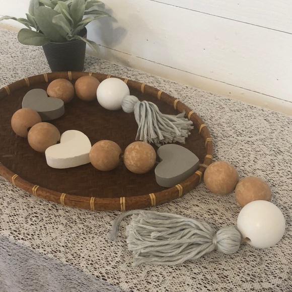 NWOT Chunky Natural Wood Beads and Hearts Garland Boho Decor - Picture 4 of 6